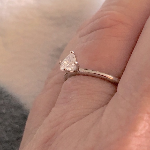 🚨50% off! Great for Daughters! 5A & 925 Sterling Silver Ring .67ct. - Picture 3 of 16